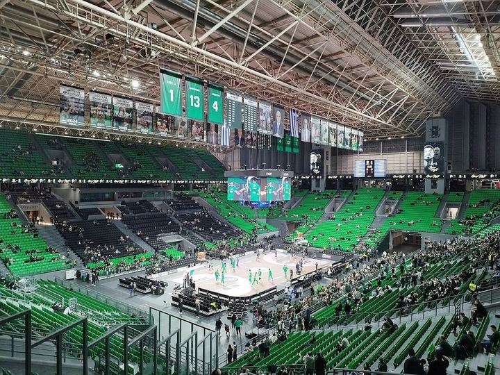 华体会 · 赛场光影（资料示意）